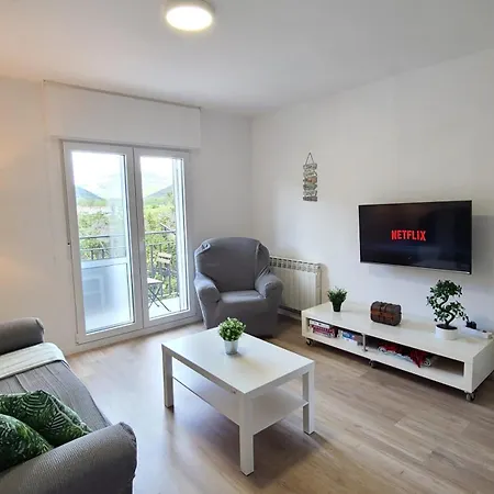 Casa Renovada Con Chill Out En Espinosa *
